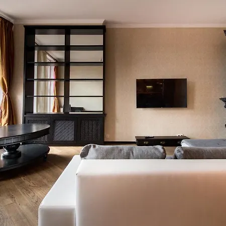 Old Sightseeing Apartment